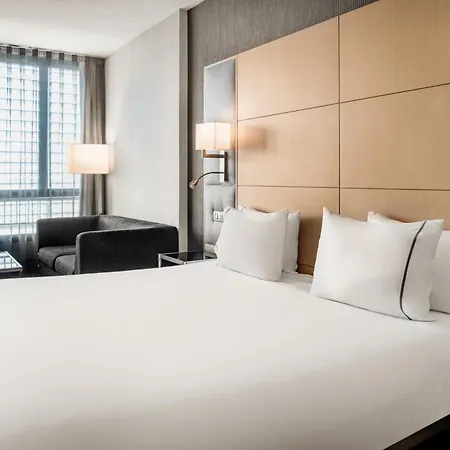 Hotel Ac Victoria By Marriott 4*