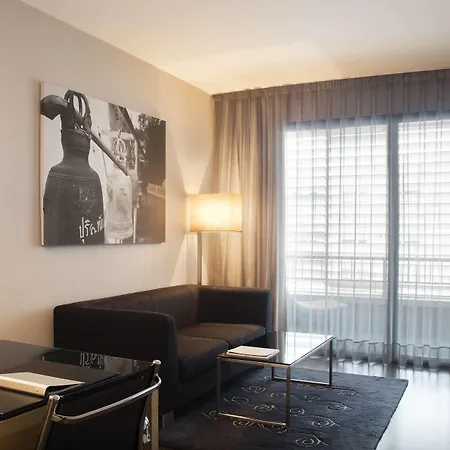 أي سي فيكتوريا سويتس، لايف ستايل ماريوت 4*