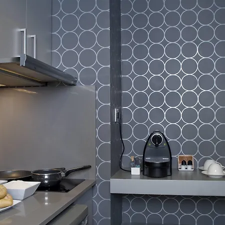 أي سي فيكتوريا سويتس، لايف ستايل ماريوت فندق 4*