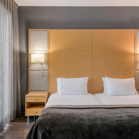 Hotel Ac Victoria By Marriott 4*
