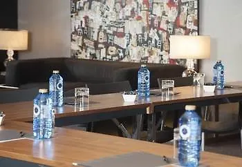Hotel Ac Victoria By Marriott 4*
