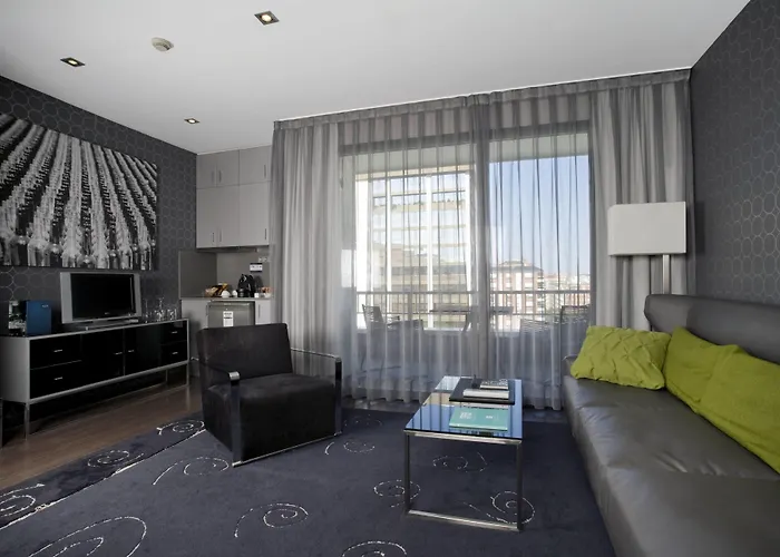 Hotel Ac Victoria By Marriott 4*